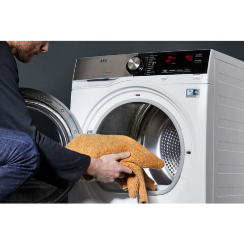 AEG vaikne A++ ProSense® 8kg soojuspumbaga pesukuivati T8DEE48S