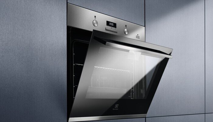 Electrolux integreeritav SteamBake® ahi KOD3H70X