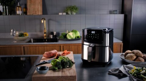 Electrolux Explore 6 Air Fryer kuumaõhufritüür 5.4kg kroom E6AF1-4ST