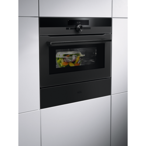 AEG CombiQuick integreeritav kompaktahi mikrofunktsiooniga KMK968000T