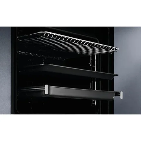 Electrolux 600 SenseCook isepuhastuv ahi LOE7C31S