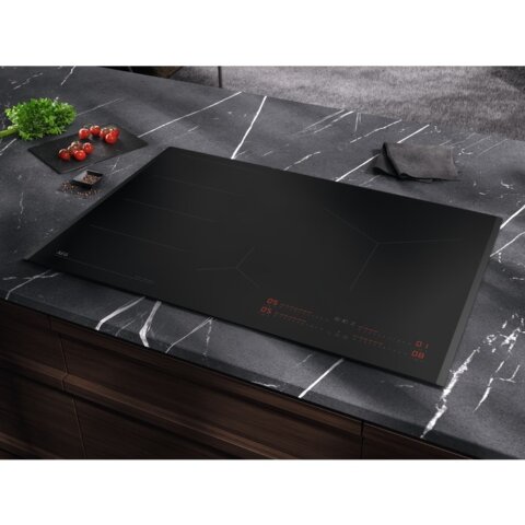 AEG 80cm induktsioonplaat Flex Bridge Hob2Hood TI84IF00FB