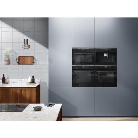 Electrolux integreeritav auruahi A++ SteamBoost 800 KOBBS39H