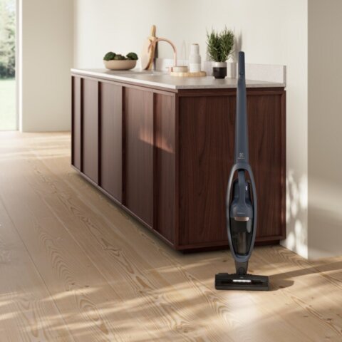 Electrolux cordless 500 juhtmeta varstolmuimeja ES52B25WET - Image 4