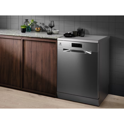 Electrolux eraldiseisev nõudepesumasin 59.8 cm AirDry ESA47210SX