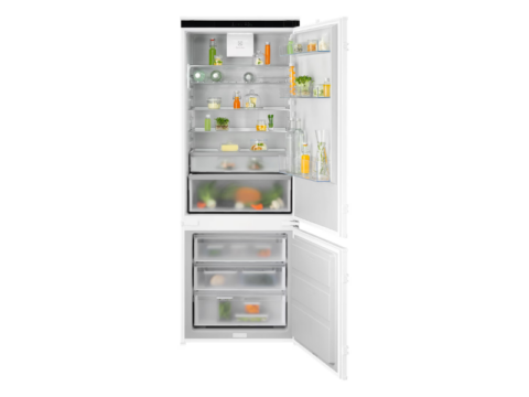 Electrolux integreeritav külmik-sügavkülmik No Frost MaxiSpace KNA7TE75S