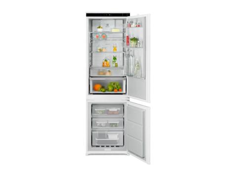 Electrolux E8CNGD18S külmik-sügavkülmik tervikuna