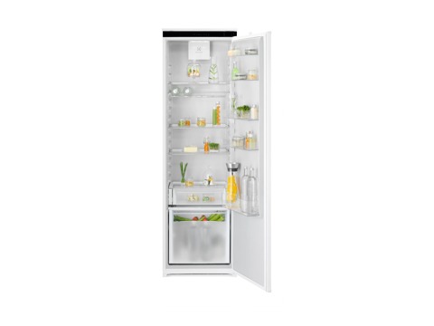 Electrolux ERA7DE18S integreeritav külmik – eestvaade