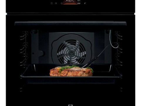 Electrolux COD8H39Z – must SteamBake ahi eestvaates